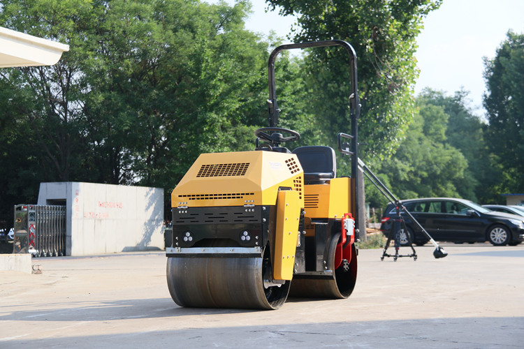 “明星款”小型壓路機(jī)，讓大家的選擇不再“迷路”！